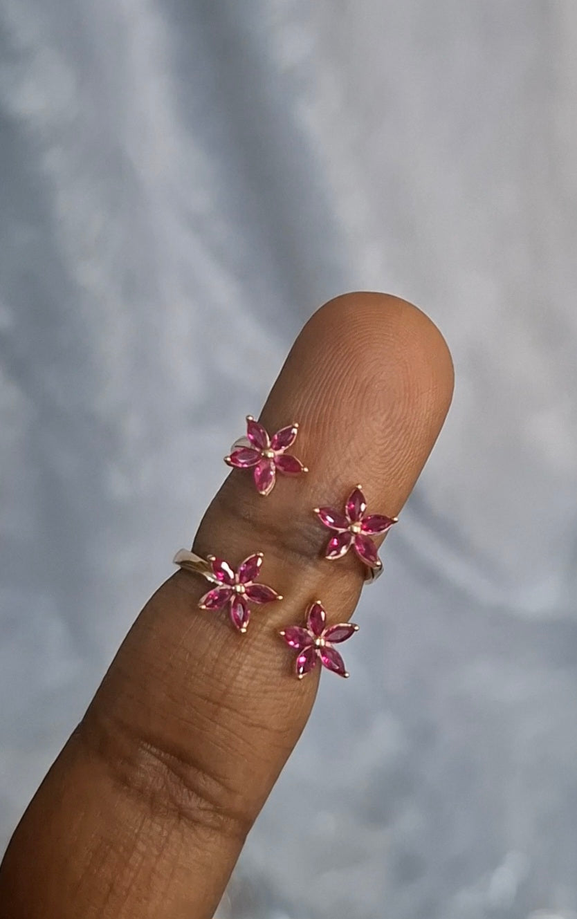 Pink flowers toe rings